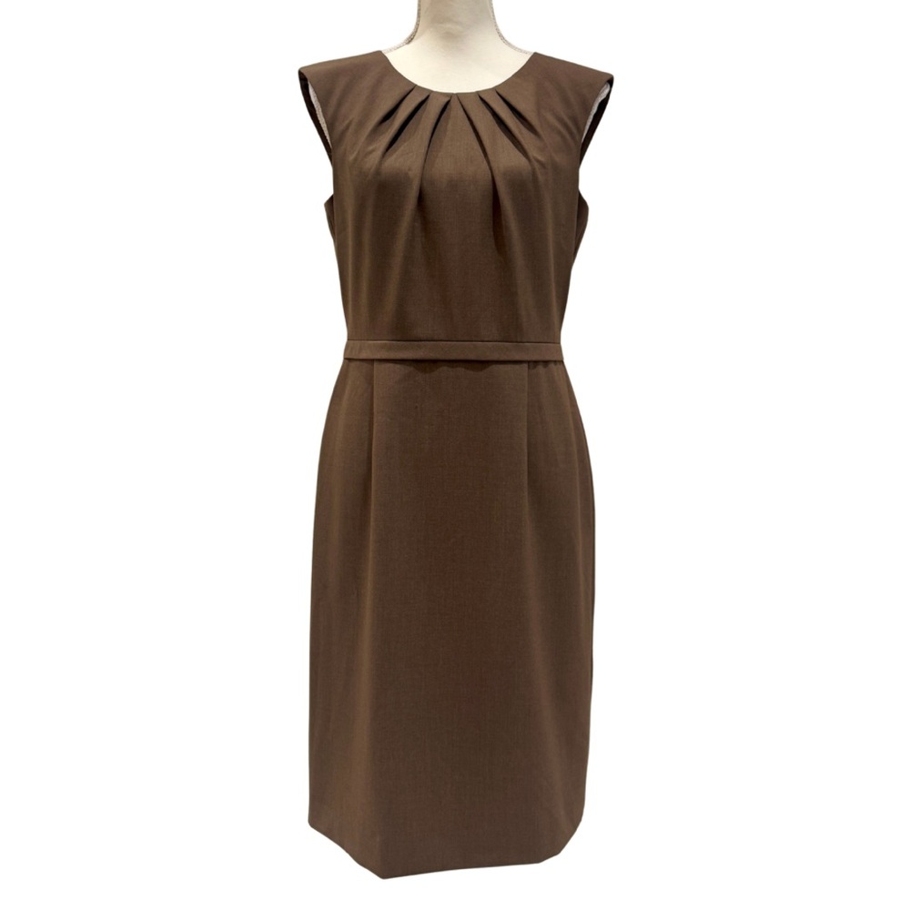 Tahari Sleeveless Sheath Dress | Beige / Tan (8) - Picture 9 of 11